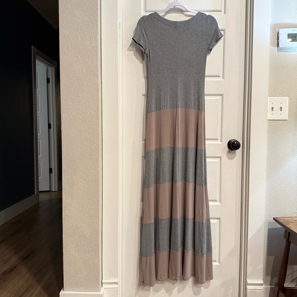 Gap Colorblock Maxi Dress Gray Mauve Short Sleeve Casual Size Smal - Picture 3 of 6